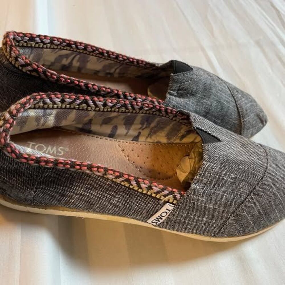 Toms Gray Canvas Slip-On Flats with Pink Trim